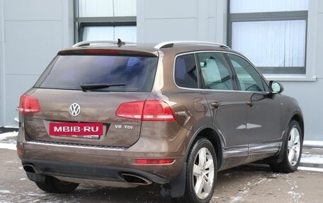 Volkswagen Touareg III, 2010 год, 1 999 000 рублей, 5 фотография