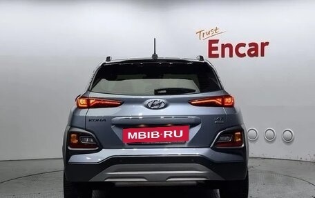 Hyundai Kona I, 2018 год, 2 530 000 рублей, 4 фотография