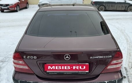 Mercedes-Benz C-Класс, 2005 год, 650 000 рублей, 5 фотография