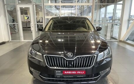 Skoda Superb III рестайлинг, 2019 год, 3 350 000 рублей, 2 фотография