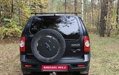 Chevrolet Niva I рестайлинг, 2012 год, 440 000 рублей, 3 фотография