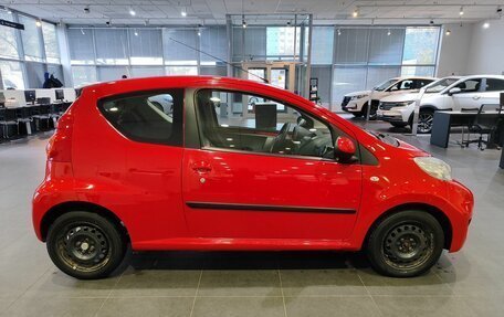 Peugeot 107 I рестайлинг, 2009 год, 499 000 рублей, 4 фотография