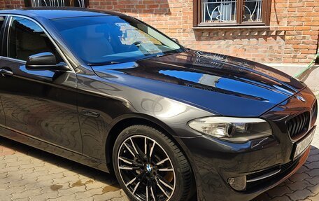 BMW 5 серия, 2013 год, 2 250 000 рублей, 2 фотография