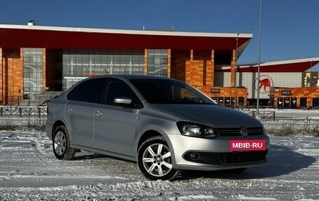 Volkswagen Polo VI (EU Market), 2013 год, 865 000 рублей, 11 фотография