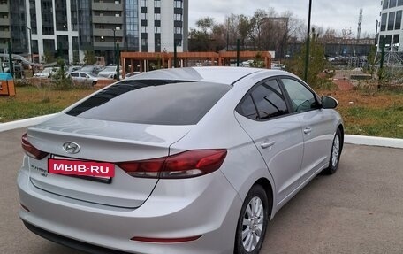 Hyundai Elantra VI рестайлинг, 2017 год, 1 350 000 рублей, 3 фотография