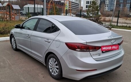 Hyundai Elantra VI рестайлинг, 2017 год, 1 350 000 рублей, 4 фотография