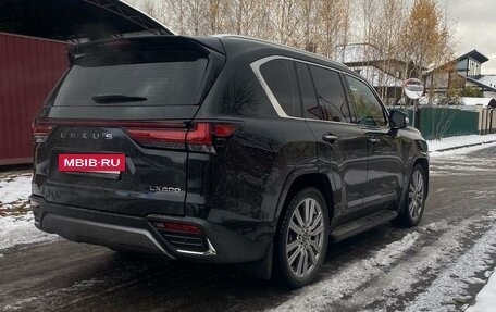 Lexus LX, 2023 год, 21 000 000 рублей, 4 фотография