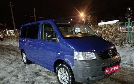 Volkswagen Transporter T5 рестайлинг, 2008 год, 1 350 000 рублей, 2 фотография