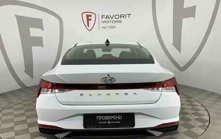 Hyundai Elantra, 2021 год, 2 040 000 рублей, 3 фотография