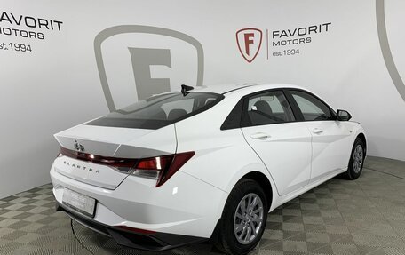 Hyundai Elantra, 2021 год, 2 040 000 рублей, 6 фотография