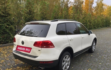 Volkswagen Touareg III, 2011 год, 2 500 000 рублей, 3 фотография