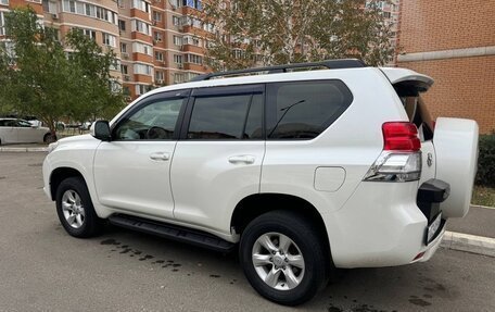 Toyota Land Cruiser Prado 150 рестайлинг 2, 2011 год, 3 250 000 рублей, 7 фотография