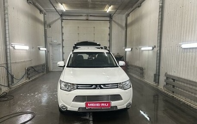 Mitsubishi Outlander III рестайлинг 3, 2012 год, 1 300 000 рублей, 1 фотография