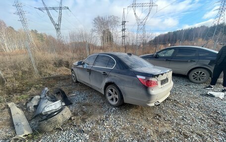 BMW 5 серия, 2005 год, 280 000 рублей, 1 фотография