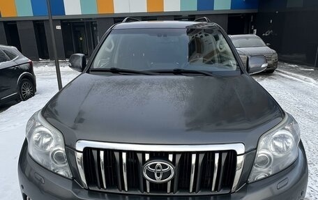 Toyota Land Cruiser Prado 150 рестайлинг 2, 2010 год, 2 800 000 рублей, 1 фотография