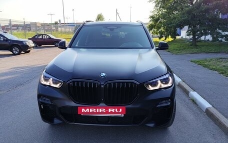 BMW X5, 2018 год, 8 300 000 рублей, 2 фотография