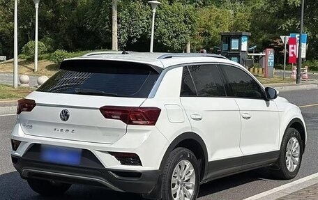 Volkswagen T-Roc I, 2020 год, 1 654 200 рублей, 3 фотография