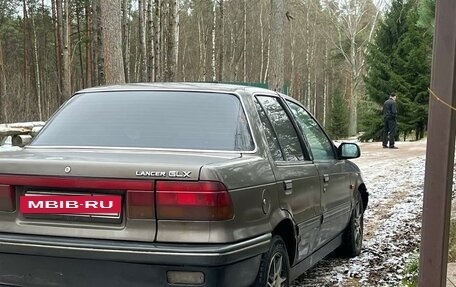 Mitsubishi Lancer VII, 1991 год, 300 000 рублей, 3 фотография