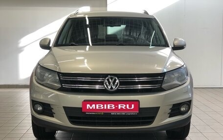 Volkswagen Tiguan I, 2015 год, 1 022 000 рублей, 2 фотография