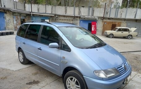 Volkswagen Sharan I рестайлинг, 1999 год, 400 000 рублей, 2 фотография