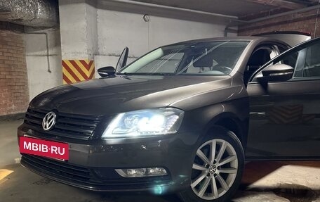 Volkswagen Passat B7, 2014 год, 1 360 000 рублей, 2 фотография