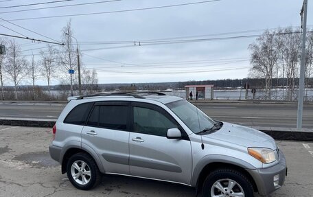 Toyota RAV4, 2001 год, 750 000 рублей, 2 фотография