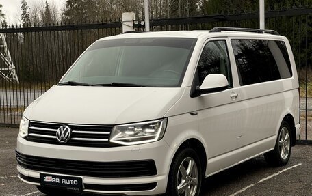 Volkswagen Multivan T6 рестайлинг, 2019 год, 4 199 000 рублей, 3 фотография