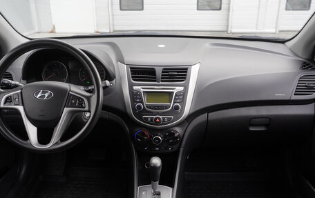 Hyundai Solaris II рестайлинг, 2013 год, 1 071 000 рублей, 11 фотография