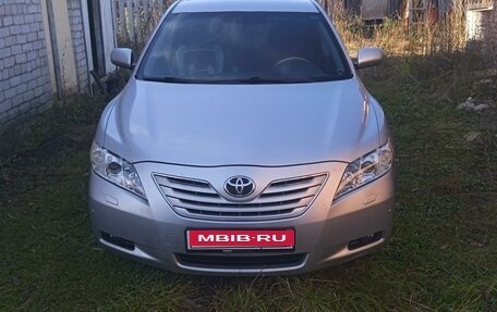 Toyota Camry, 2007 год, 1 400 000 рублей, 1 фотография