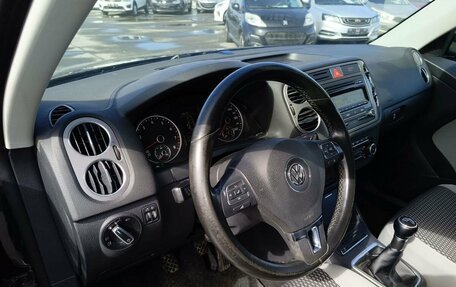 Volkswagen Tiguan I, 2011 год, 1 080 000 рублей, 11 фотография