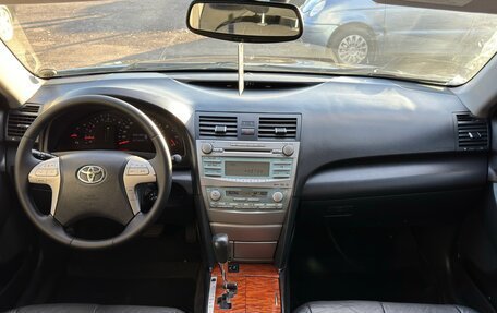 Toyota Camry, 2008 год, 1 235 000 рублей, 8 фотография