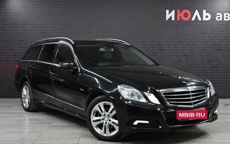 Mercedes-Benz E-Класс, 2010 год, 1 645 000 рублей, 3 фотография