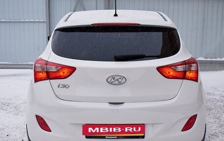 Hyundai i30 II рестайлинг, 2013 год, 820 000 рублей, 5 фотография