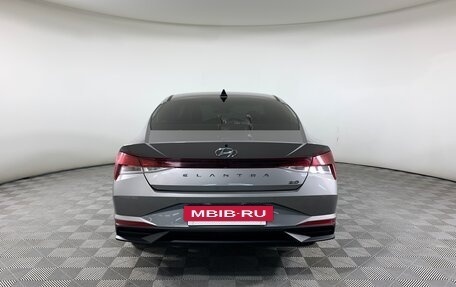 Hyundai Elantra, 2021 год, 2 270 000 рублей, 6 фотография