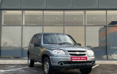 Chevrolet Niva I рестайлинг, 2010 год, 379 000 рублей, 2 фотография