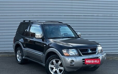 Mitsubishi Pajero III рестайлинг, 2004 год, 1 045 000 рублей, 2 фотография