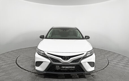 Toyota Camry, 2019 год, 2 974 000 рублей, 2 фотография