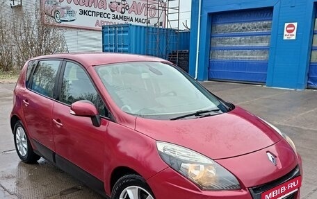 Renault Scenic III, 2010 год, 760 000 рублей, 2 фотография