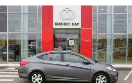 Hyundai Solaris II рестайлинг, 2012 год, 875 000 рублей, 4 фотография