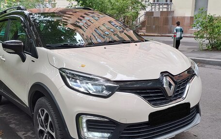 Renault Kaptur I рестайлинг, 2019 год, 1 960 000 рублей, 5 фотография