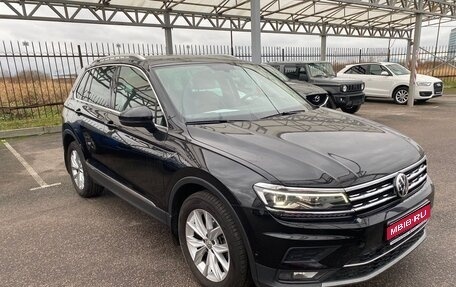 Volkswagen Tiguan II, 2017 год, 2 500 000 рублей, 1 фотография