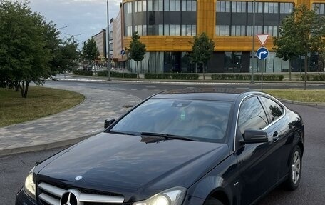 Mercedes-Benz C-Класс, 2012 год, 1 420 000 рублей, 1 фотография