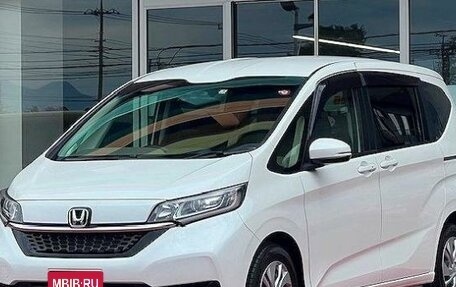 Honda Freed II, 2021 год, 1 730 000 рублей, 2 фотография