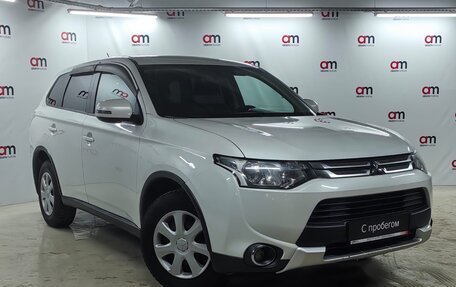 Mitsubishi Outlander III рестайлинг 3, 2014 год, 1 699 000 рублей, 1 фотография