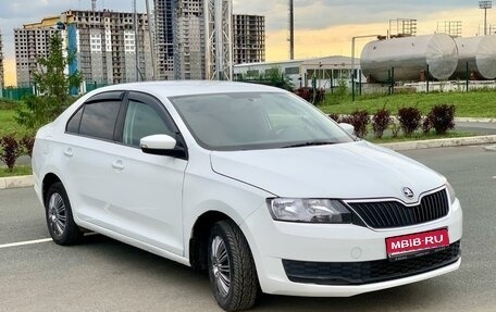 Skoda Rapid I, 2018 год, 1 050 000 рублей, 1 фотография