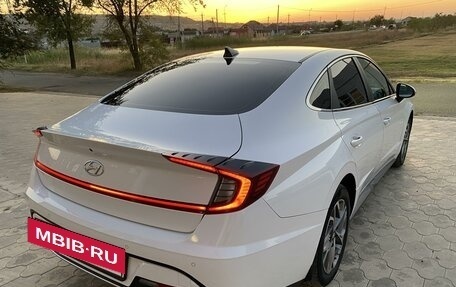 Hyundai Sonata VIII, 2021 год, 2 300 000 рублей, 7 фотография