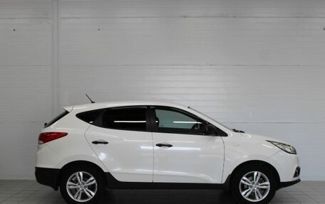 Hyundai ix35 I рестайлинг, 2013 год, 1 050 000 рублей, 4 фотография