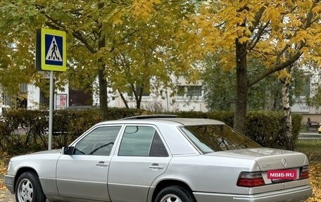 Mercedes-Benz E-Класс, 1993 год, 365 000 рублей, 7 фотография