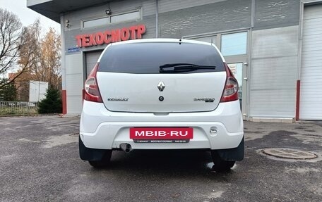 Renault Sandero I, 2011 год, 699 000 рублей, 3 фотография