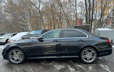 Mercedes-Benz E-Класс, 2019 год, 3 890 000 рублей, 4 фотография